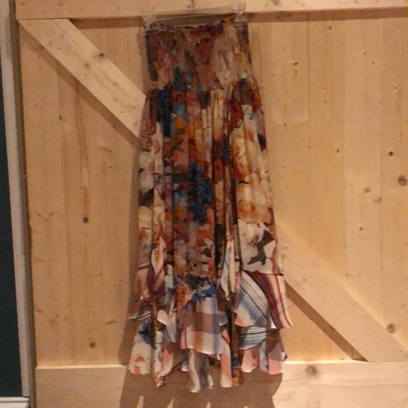 Anthropologie Akemi + Kin floral skirt, size XS - Picture 2 of 3